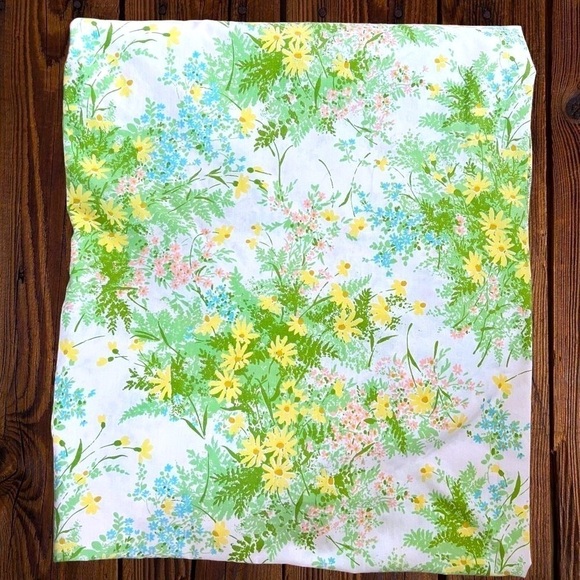 Vintage Springmaid Wondercale Meadow Daisy Green Yellow Pink Twin Fitted Sheet - Picture 1 of 4